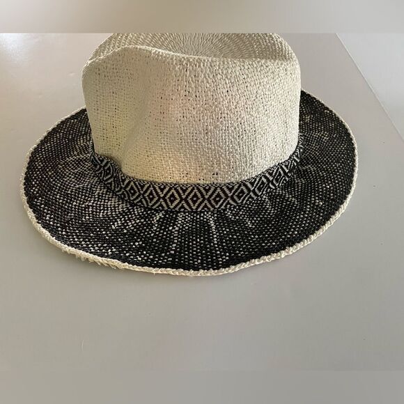 Giovannio New York Hat - Picture 1 of 6